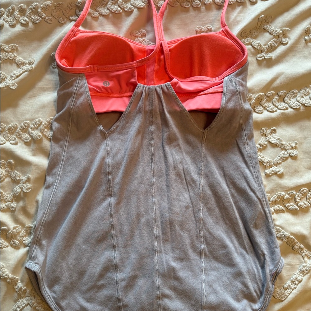 🍋 🍋Lululemon Tank with built in Sports Bra - Picture 2 of 4